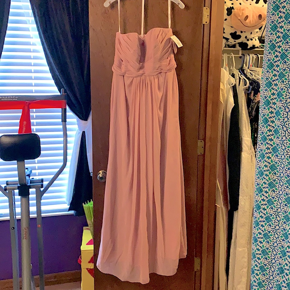 Chiffon Strapless Bridesmaid’s Dress